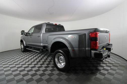 2024 Ford F-450 Lariat