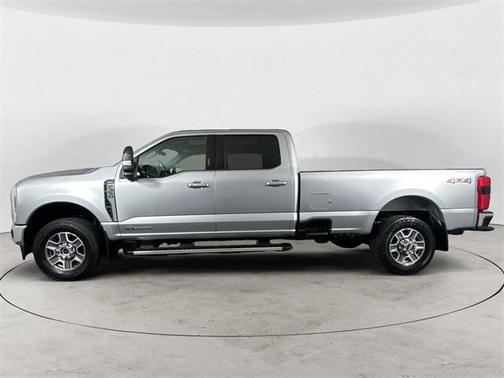 2024 Ford F-350 Lariat Super Duty