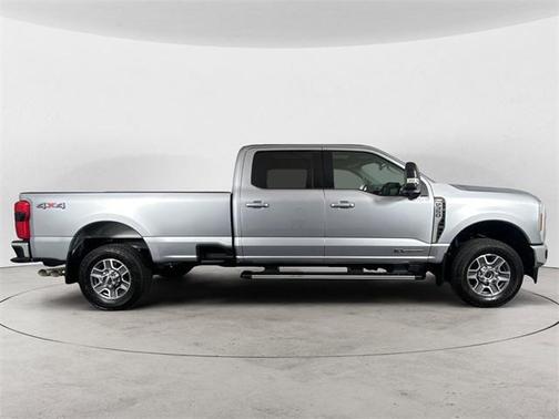 2024 Ford F-350 Lariat Super Duty
