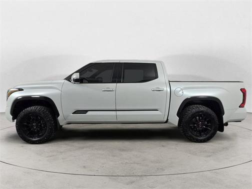 2022 Toyota Tundra Platinum