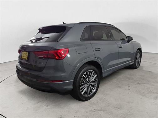2021 Audi Q3 40 Premium