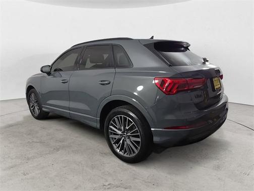 2021 Audi Q3 40 Premium