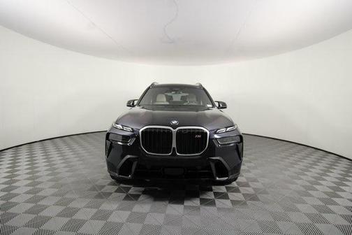 2024 BMW X7 M60i