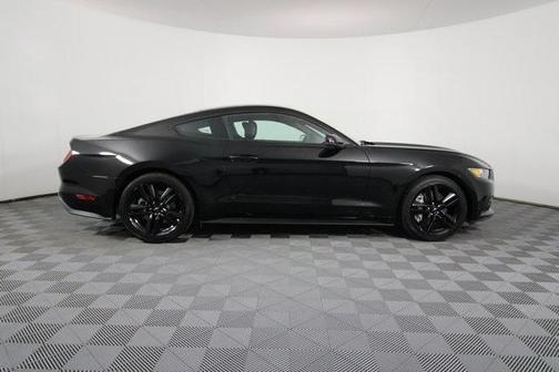 2015 Ford Mustang EcoBoost Premium