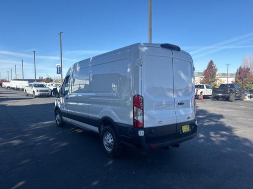 2025 Ford Transit-250 148 WB Medium Roof Cargo