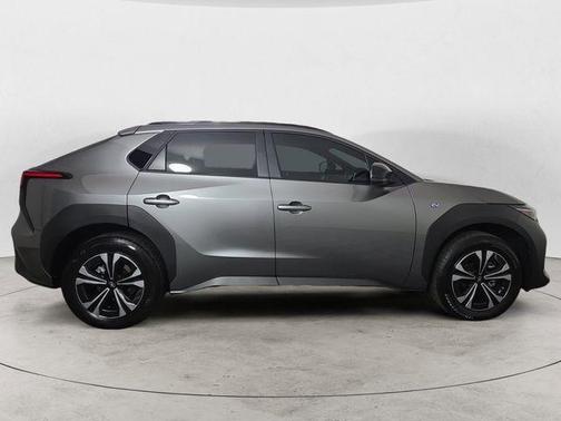 2025 Subaru Solterra Premium