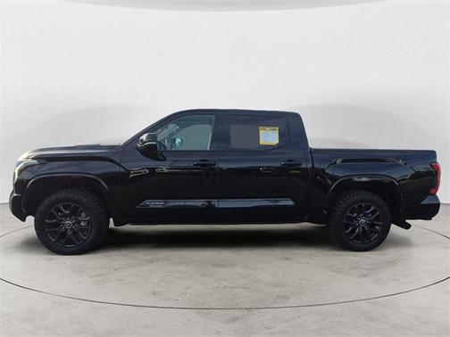 2022 Toyota Tundra Hybrid Platinum