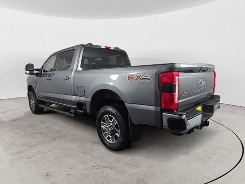 2025 Ford F-350 Lariat Super Duty