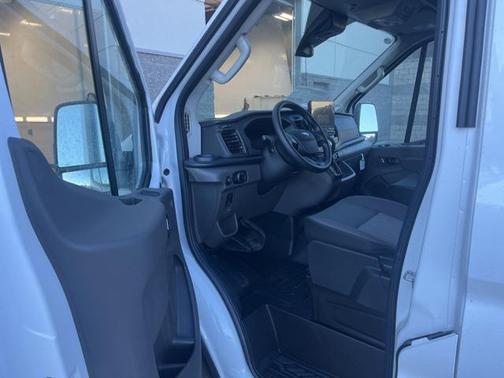 2026 Ford Transit-250 XL