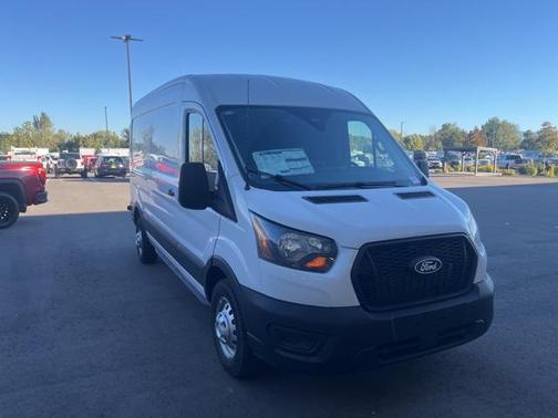2026 Ford Transit-250 148 WB Medium Roof Cargo