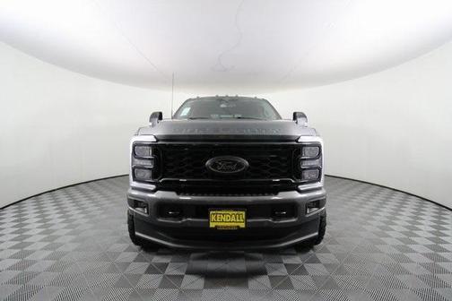 2025 Ford F-350 Lariat Super Duty