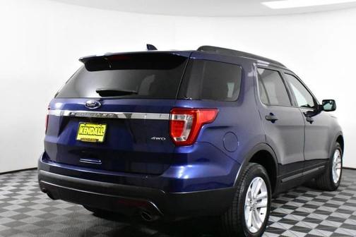 2016 Ford Explorer Base