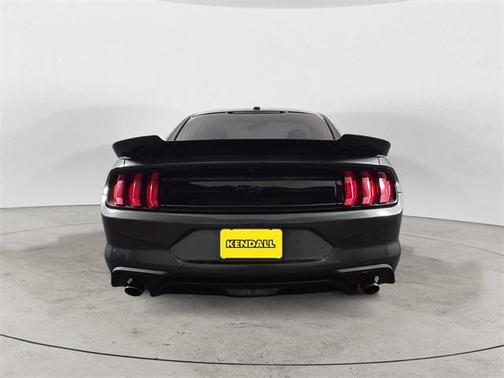 2020 Ford Mustang EcoBoost