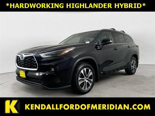 2022 Toyota Highlander Hybrid XLE