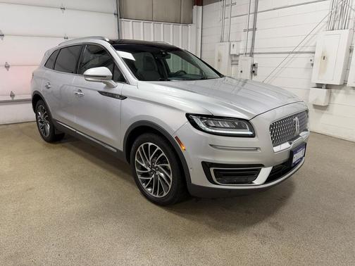 Ingot Silver Metallic 2019 Lincoln Nautilus Reserve