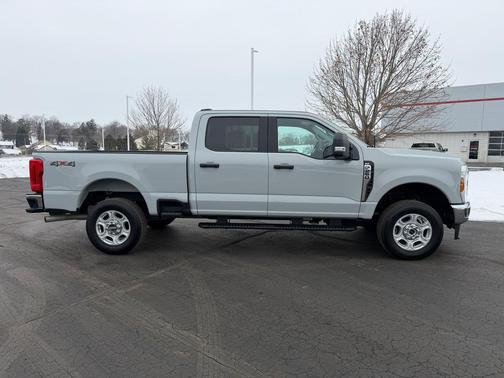 2025 Ford F-250 XLT