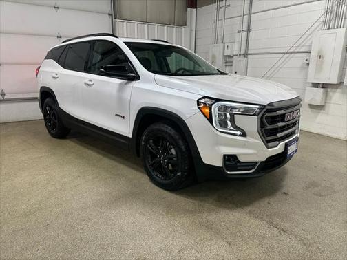 2023 GMC Terrain AWD AT4
