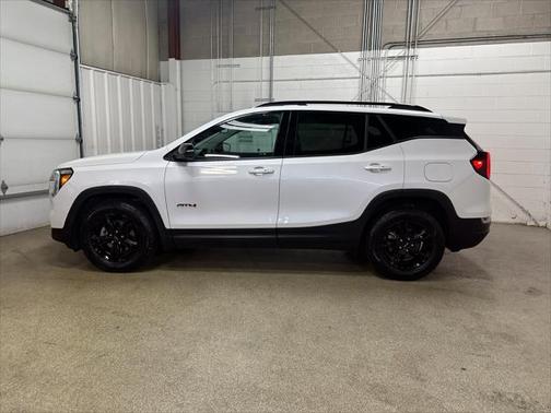 2023 GMC Terrain AWD AT4