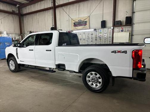 2023 Ford F-350 XLT