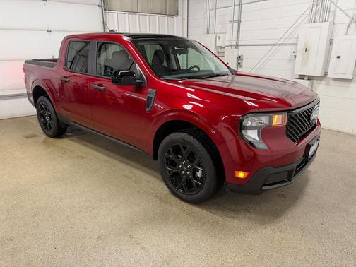 Ruby Red Metallic Tinted Clearcoat 2025 Ford Maverick XLT