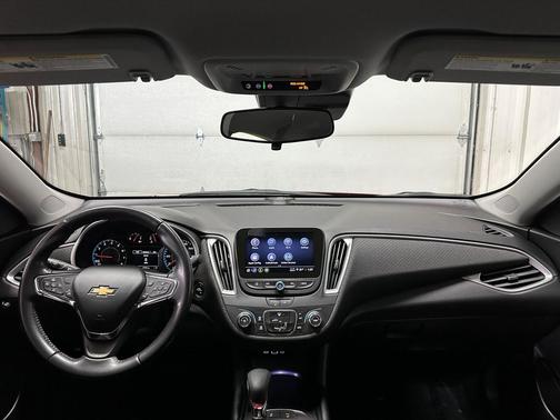 2021 Chevrolet Malibu FWD RS