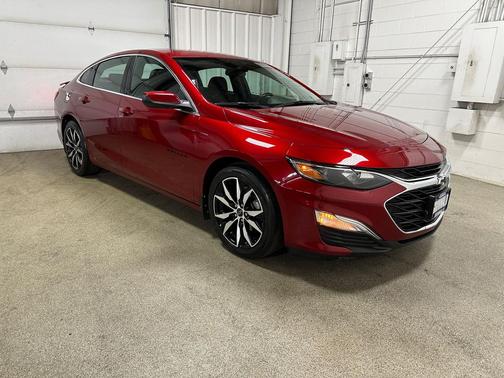 2021 Chevrolet Malibu FWD RS
