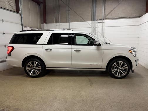 Star White Metallic Tri-Coat 2021 Ford Expedition Max Platinum