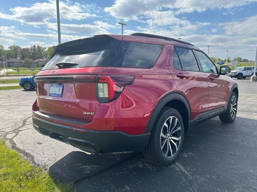 Rapid Red Metallic Tinted Clearcoat 2026 Ford Explorer ST-Line