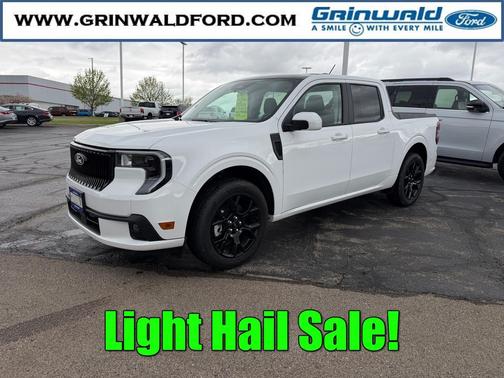 Oxford White 2025 Ford Maverick Lobo Standard