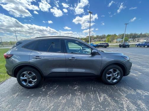 carbonized gray metallic 2026 Ford Escape ST-Line