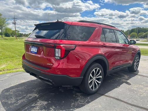 Rapid Red Metallic Tinted Clearcoat 2026 Ford Explorer ST-Line
