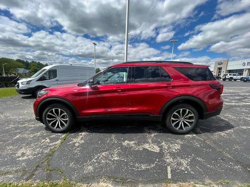 Rapid Red Metallic Tinted Clearcoat 2026 Ford Explorer ST-Line