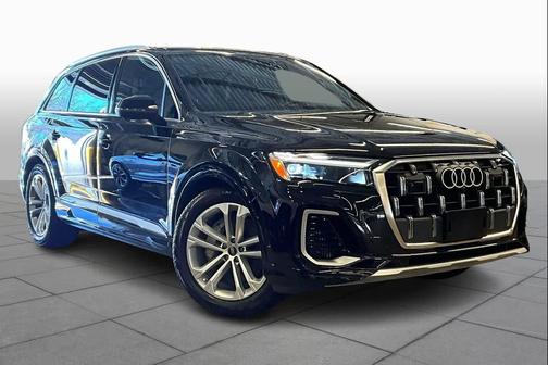 2025 Audi Q7 55 Premium Plus