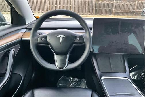 2023 Tesla Model 3 Standard Range