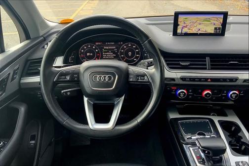 2019 Audi Q7 45 Premium Plus