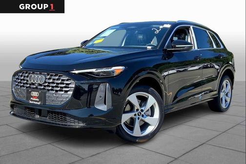 2025 Audi Q5 Premium Plus