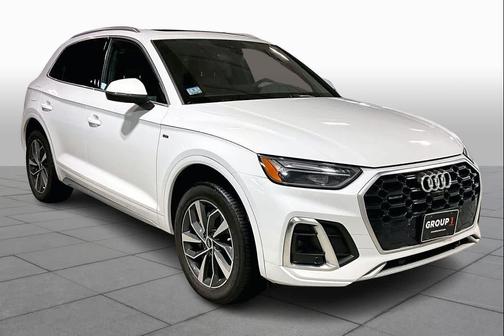 2022 Audi Q5 45 S line Premium Plus