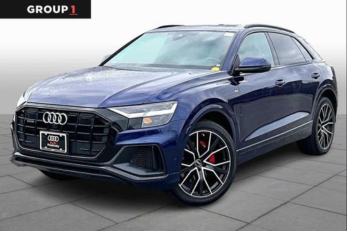 2022 Audi Q8 55 Premium Plus