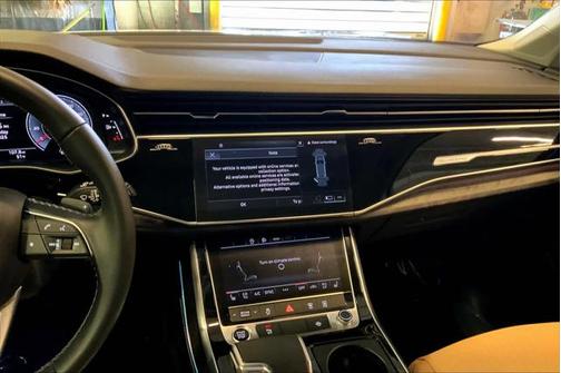 2025 Audi Q7 55 Premium Plus