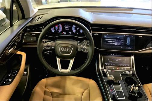2025 Audi Q7 55 Premium Plus