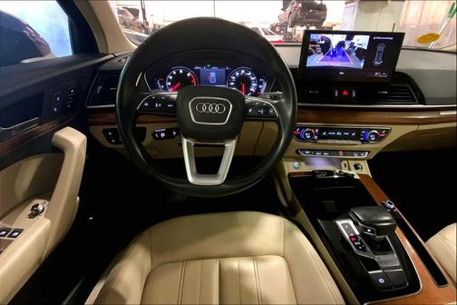 2023 Audi Q5 45 S line Premium