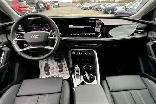 2025 Audi Q5 Premium Plus