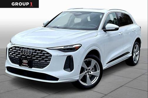 2025 Audi Q5 Premium Plus