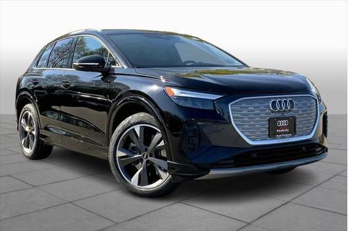 2022 Audi e-tron Premium Plus