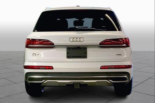 2023 Audi Q7 55 Premium Plus