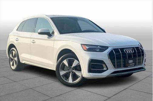 2022 Audi Q5 40 Premium Plus