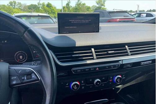2019 Audi Q7 55 Premium Plus