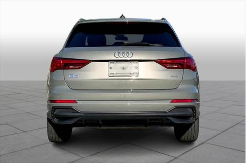 2021 Audi Q3 45 S line Premium