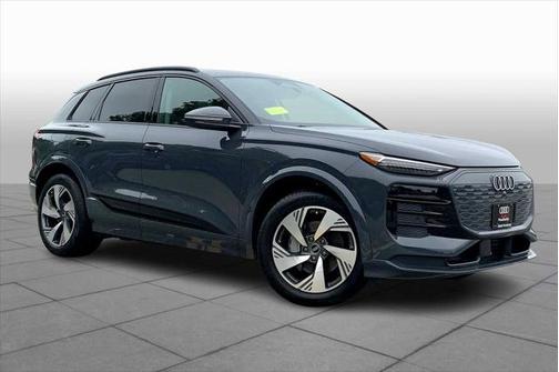 2025 Audi Q6 e-tron Premium Plus quattro