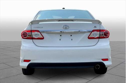 2011 Toyota Corolla LE